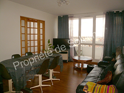 Appartement Aubervilliers 5 pieces 88 m2 avec balcon avec vue degagee