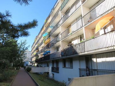 Appartement Pantin 3 pieces 65 m2 AVEC BALCON DERNIER ETAGE