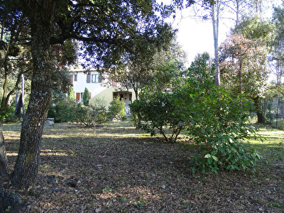 Maison Saint Mathieu De Treviers
