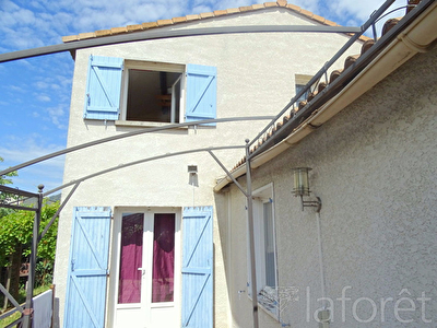 Maison Saint Mathieu De Treviers 5 pieces 125 m2