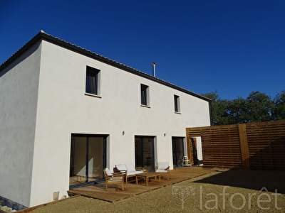 Maison Sainte Croix De Quintillargu 6 pieces 135 m2