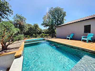 Villa plain pied Argelliers 4 chambres, garage, piscine,