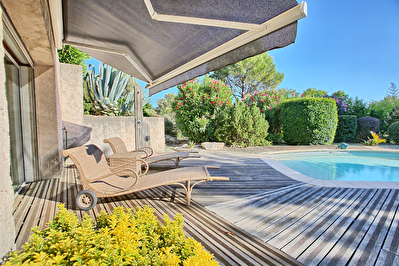 Maison L Isle Sur La Sorgue 6 pieces 269 m2