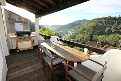 Appartement Belgentier 4 pieces 75 m2 - Terrasses - Calme - Vue dominante - Garage - Securise