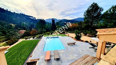 Maison Belgentier 5 pieces 155 m2 - Calme - Vue dominante - Piscine - Garage - Magnifiques prestations