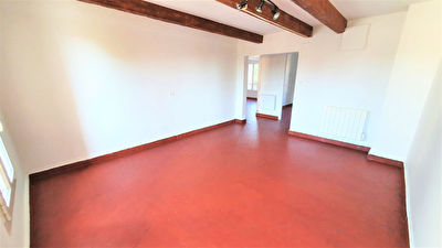 Appartement Sollies Pont 3 pieces 60.07 m2 - Calme - Parking collectif - Cave - Beau Potentiel