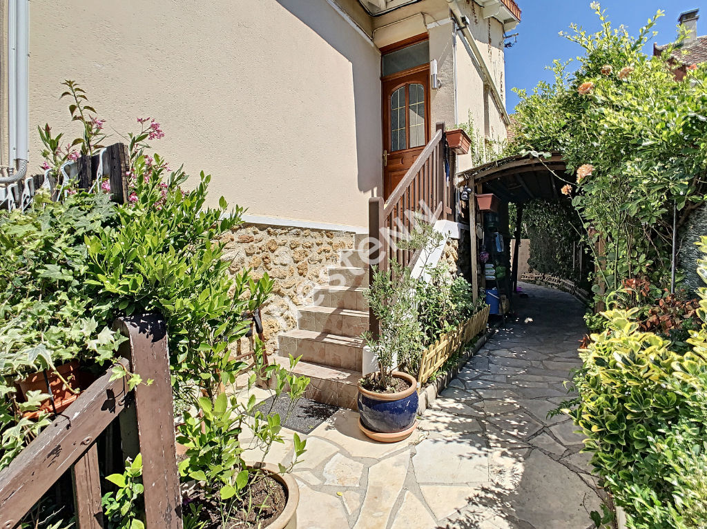 Maison Villeneuve Saint Georges 4 Pieces 116 M2