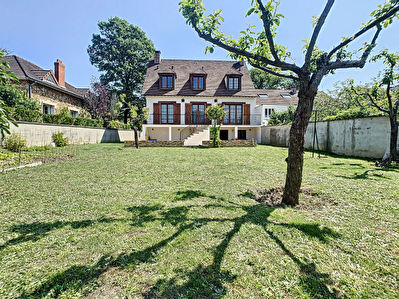 Maison Yerres 6 pieces 156 m2