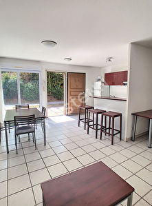 Appartement Plan De Cuques 3 pieces 66 m2