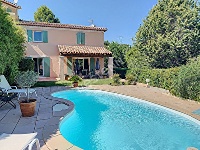 Villa Allauch 4 pieces 107 m2