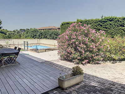 Maison Allauch 8 pieces 228 m2