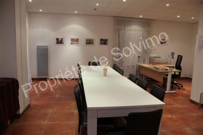 Local commercial - Annemasse - 58 m2