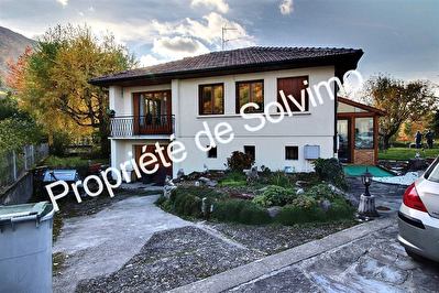 ETREMBIERES - Maison avec 700m2 de terrain