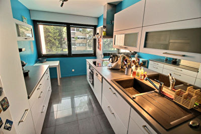 ANNEMASSE Tres beau T5 102 m2 + terrasse