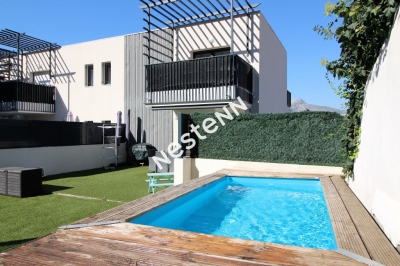 Maison Aubagne 4 pieces 87 m2