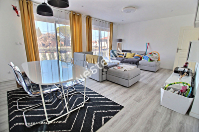 Maison Aubagne 4 pieces 83 m2 sur 562 m2 de terrain