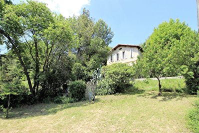 Maison Aubagne 132m2 sur 750m2 de terrain