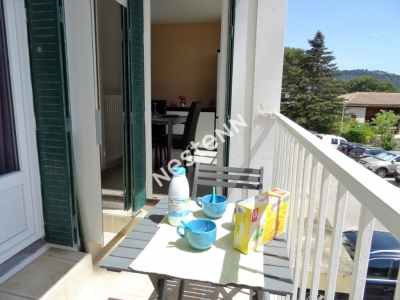Appartement Roquefort La Bedoule 4 pieces 90 m2