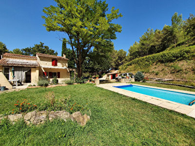 Istres, Maison T4 en campagne, dependances, jardin et piscine