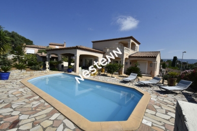 Maison T5 La Ciotat piscine vue mer