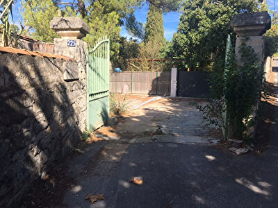 garage 25 m2 sur 230 m2 de terrain