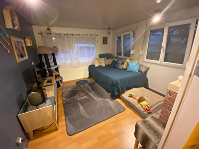 Terrain de loisirs de 200 m2 avec un mobil home sur La Ciotat.