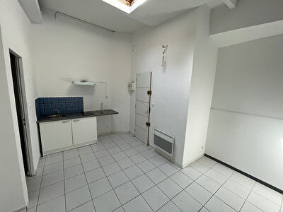 T1 PETIT LOYER MARSEILLE 1er