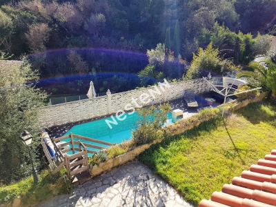 Maison Carqueiranne 8 pieces 214.65 m2 - Dans un environnement verdoyant
