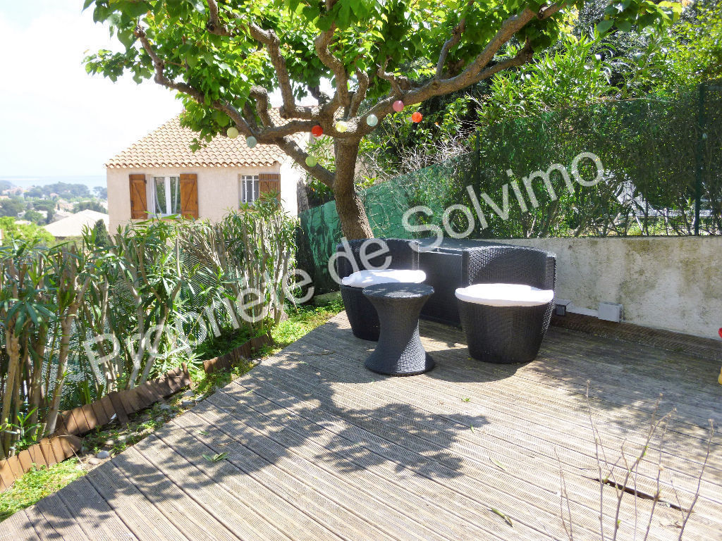 photos n°1 Appartement Carqueiranne 3 pièce(s) 68 m2 - Secteur calme, résidentiel avec vue mer