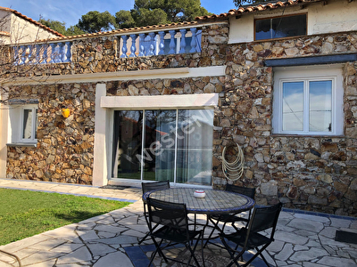 Maison Le Pradet 5 pieces 107.83 m2 - Secteur residentiel et recherche avec vue mer