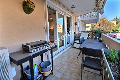 Appartement Hyeres 2 pieces 52.69 m2