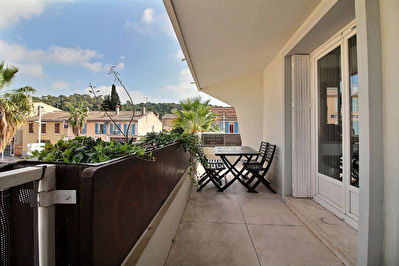 Appartement Le Pradet 4 pieces 72.00 m2 - Coeur de ville