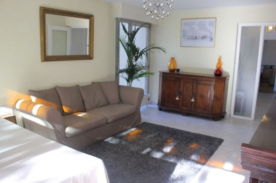 Appartement 2 pieces LE BOUSCAT Pied du tram
