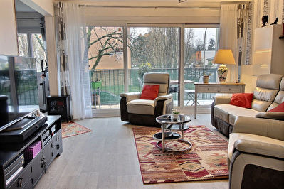 Appartement 76 m2 refait a neuf Merignac Bourranville Balcon Plein Sud Parking