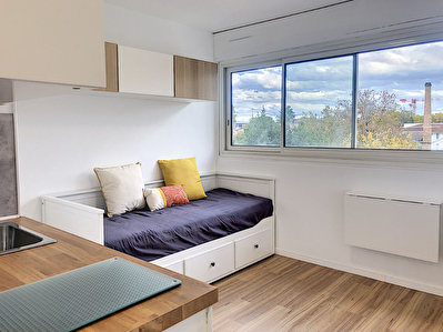 Studio a louer Quartier Saint Augustin