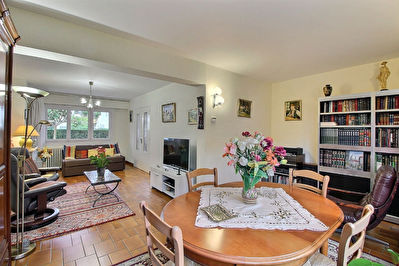 QUARTIER BOURRAN - Maison 105 m2 - 3 chambres - garage et jardin
