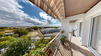A VENDRE Merignac - 3 pieces - 74 m2 Proche TRAM et COMMERCES
