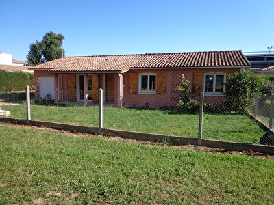 Maison t4 Montbeton centre village