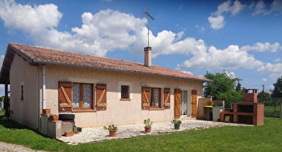 Maison traditionnelle t4 100 m2 beau jardin Montbeton
