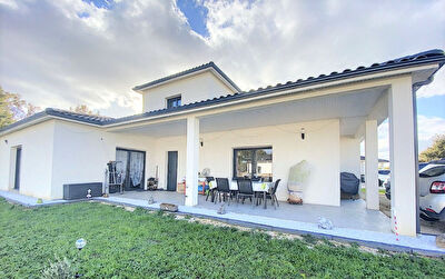 Tres belle maison recente de 160 m2 Montauban proche Golf