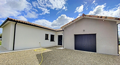 Belle maison neuve de plain pied proche de Fronton