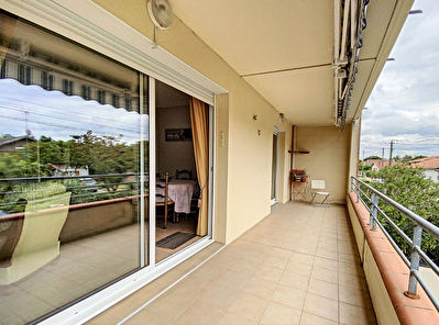 Montauban appartement meuble 3 pieces 72 m2