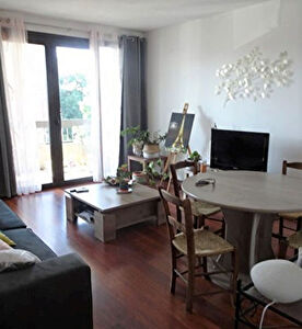 Grand appartement T2 de 58 m2 avec stationnement Montauban centre ville