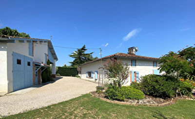 Belle ferme restauree en parfait etat proche de Montauban