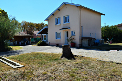 Maison Balan 5 pieces 120 m2