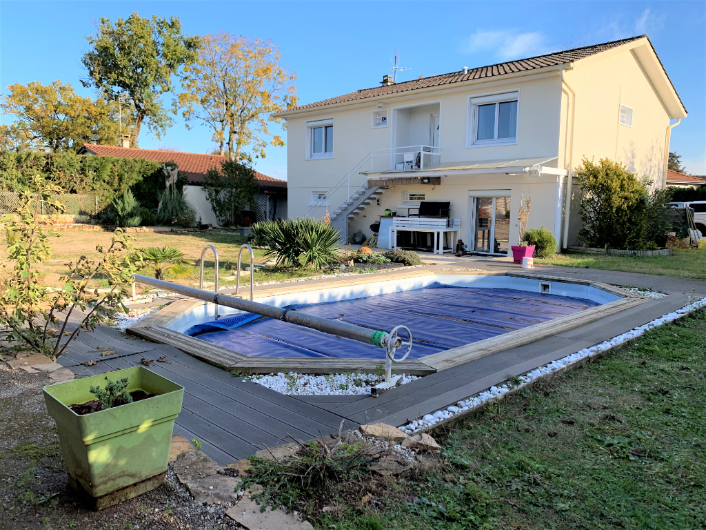 photos n°1 Maison Balan 5 pièces 160 m²