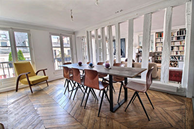 75010 Strasbourg St Denis - 4 pieces 99m2 dernier etage - lumineux -balcon
