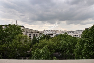 75020 Alexandre Dumas - Appartement 4 pieces 110 m2, balcons, asc. et parking