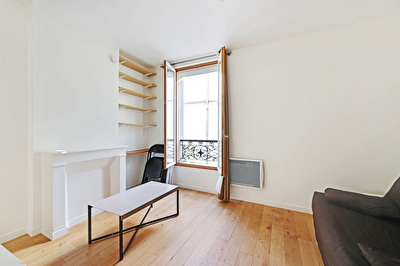 Exclusivite Nestenn - Studio de 25 m2 calme sur cour paysagee - Belleville / Goncourt