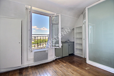 75015- Quartier Javel, Studio meuble 21m2 avec coin nuit separe , vue degagee